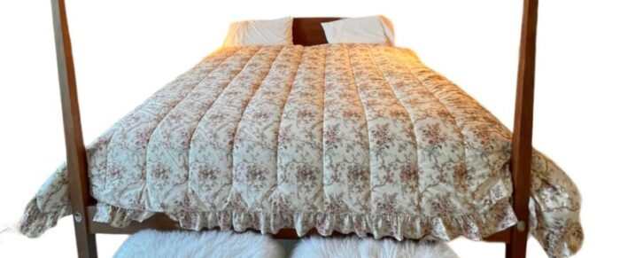 vintage ralph lauren floral ruffled king comforter tan pink green 0250