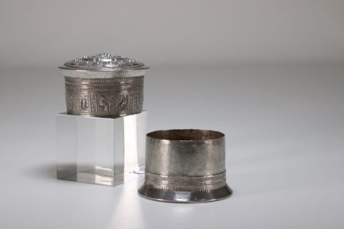 vintage silver betel box 1890s 4