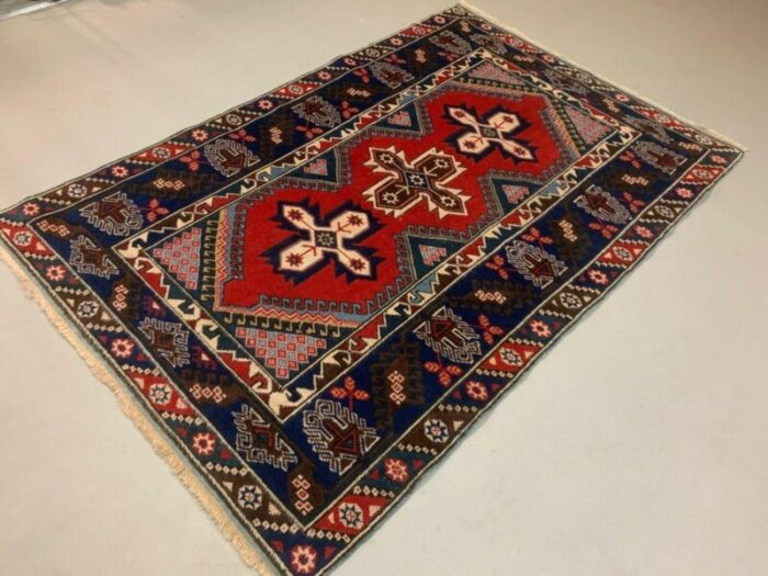 vintage turkish vegetable dye tribal rug 195x128 cm 3