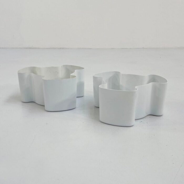 white single puzzle planters from visart 1970s set of 2 2687