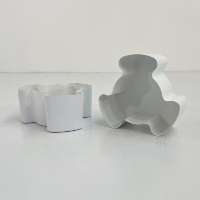 white single puzzle planters from visart 1970s set of 2 2736